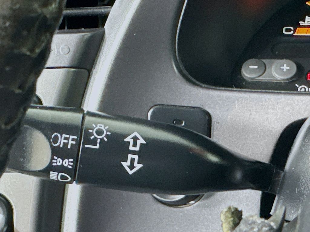 Used 2003 Silver Honda Base image 13
