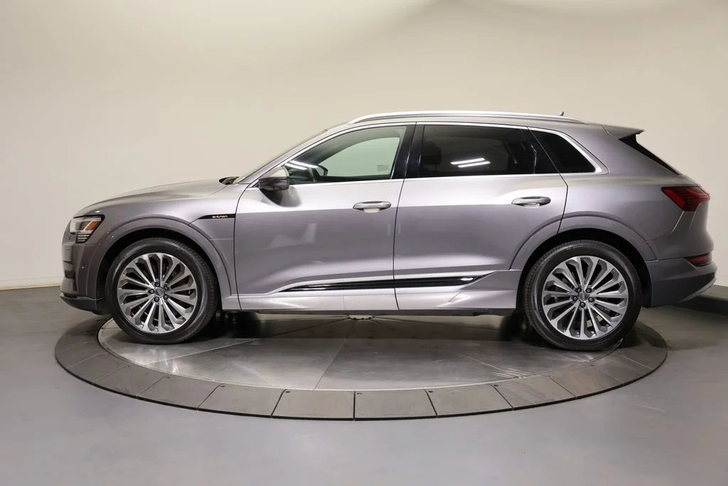 Used 2019 Audi e-tron Prestige with VIN WA1VAAGE0KB006487 for sale in Darien, CT