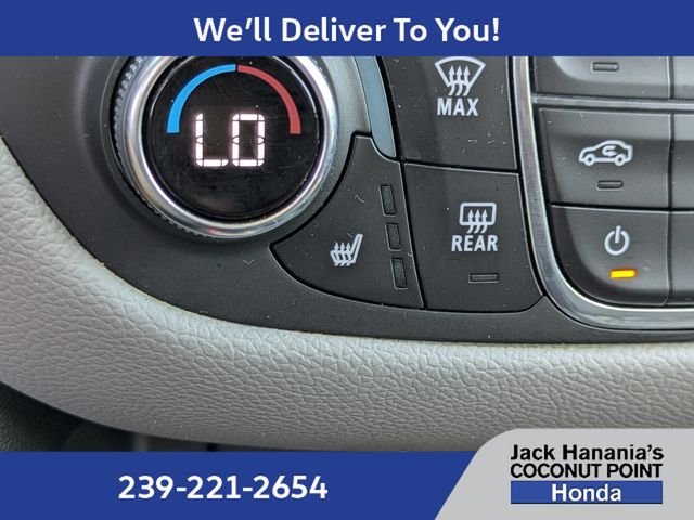 Used 2022 White Chevrolet LT image 23