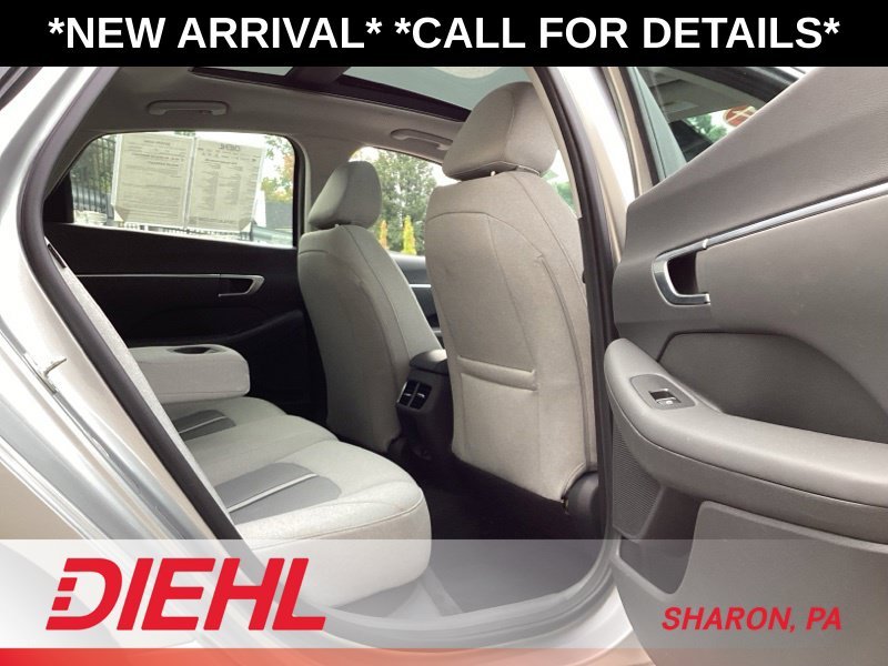 Used 2021 Silver Hyundai SEL image 13
