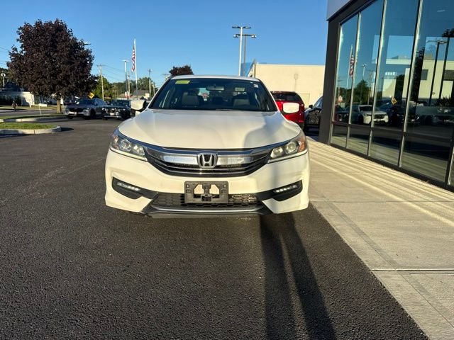 Used 2016 White Honda Sport image 7