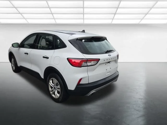 Used 2022 White Ford S image 6