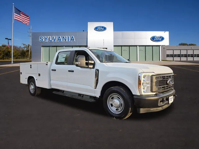 2026 Ford Chassis Cab F-350® XL
