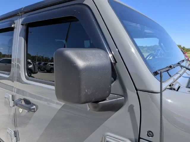 Used 2023 Gray Jeep Mojave image 11
