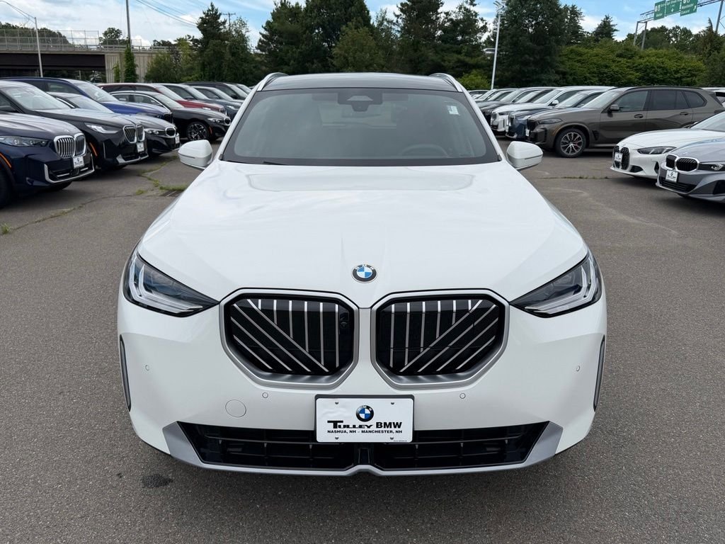 New 2026 Alpine White BMW 30 xDrive image 2