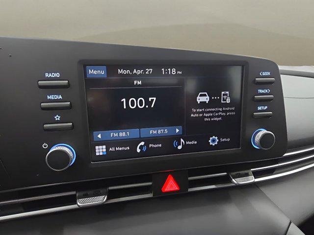 New 2026 White Hyundai SE image 24