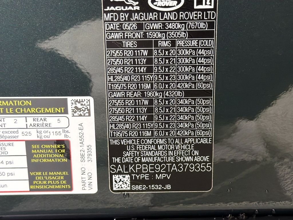 New 2026 Belgravia Green Land Rover SE LWB 7-Seats / V8 image 34