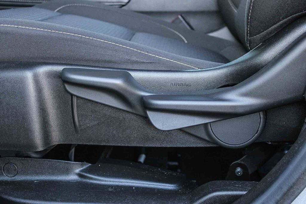 Used 2021 Gray GMC SLE image 22
