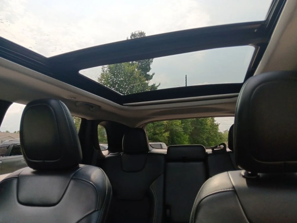 Used 2022 Hydro Blue Pearlcoat Jeep X image 31