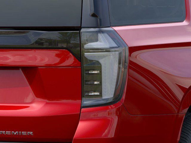 2026 Chevrolet Suburban photo 11 of 33
