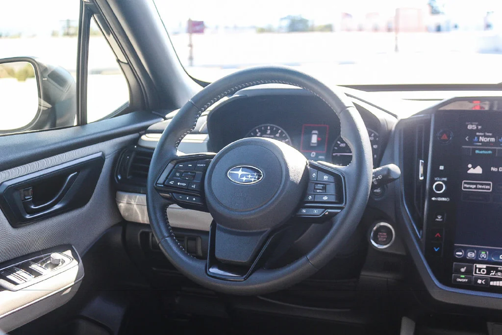 Used 2025 Gray Metallic Subaru Premium image 16