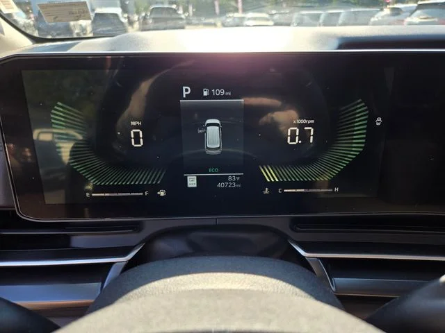 Used 2025 Gray Kia LXS image 36