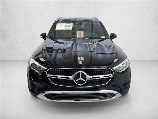 New 2026 Black Mercedes-Benz GLC 300 image 32