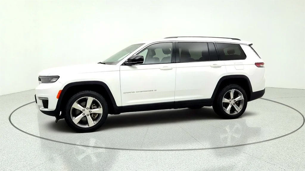 Used 2022 Bright White Clearcoat Jeep Limited 4x4 w/ Panoramic Roof, Navigation & 20