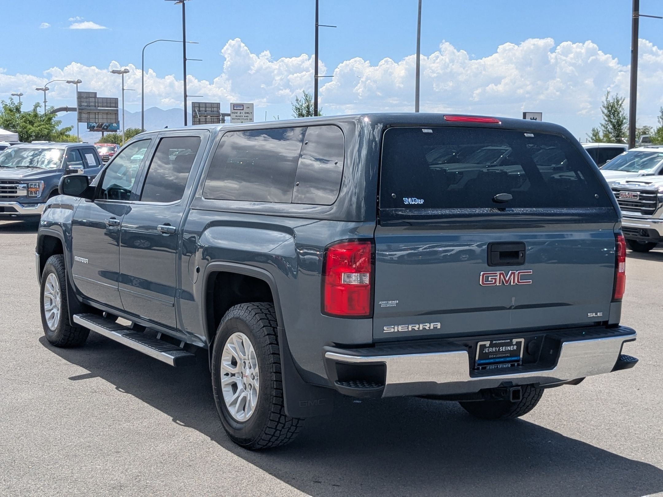 Used 2014 Stealth Gray Metallic GMC SLE image 3