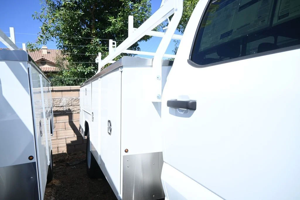 New 2026 Oxford White Ford XL image 7