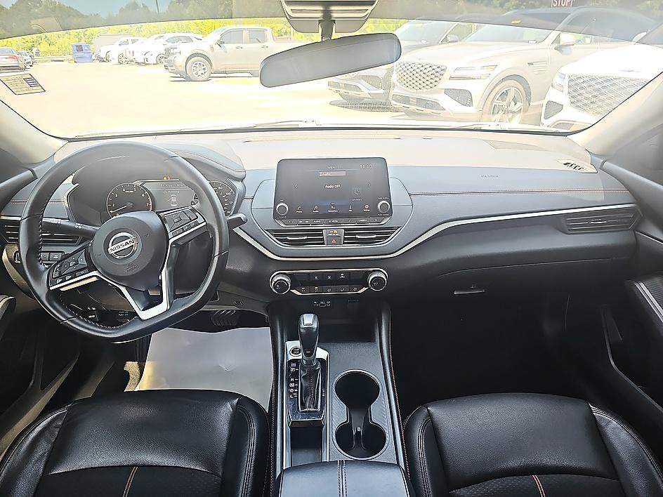 Used 2021 Glacier White Nissan 2.5 SR image 28