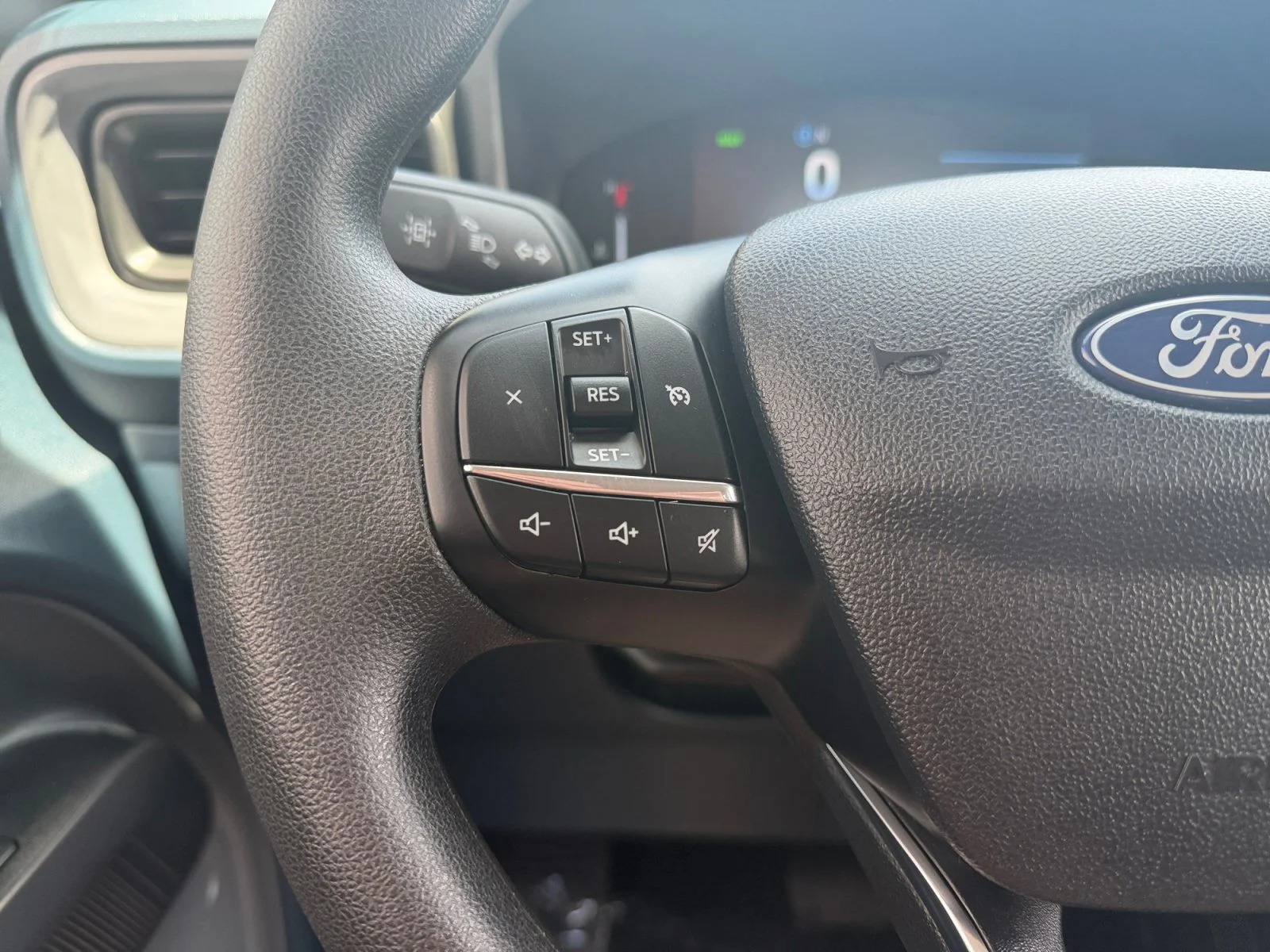 Used 2025 Blue Ford XL image 11