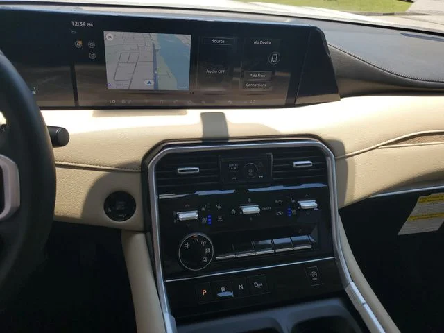 New 2026 Aspen White TriCoat Nissan Platinum image 8