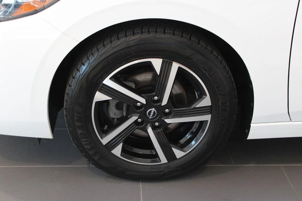 Used 2024 White Nissan SV image 28