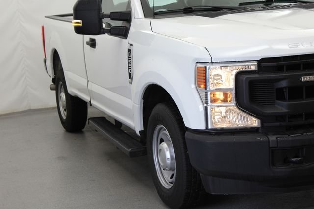 Used 2020 Oxford White Ford XL image 3
