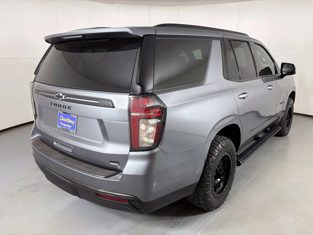 Used 2021 Gray Chevrolet Z71 image 8