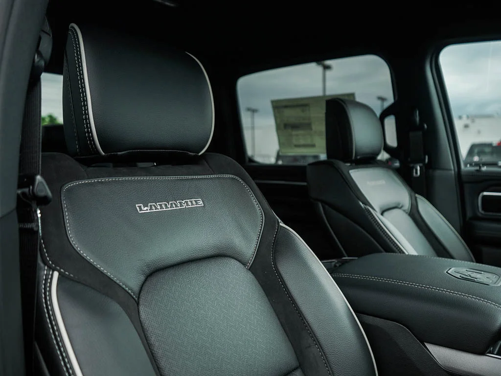New 2026 Diamond Black Crystal Pearlcoat RAM LARAMIE image 10