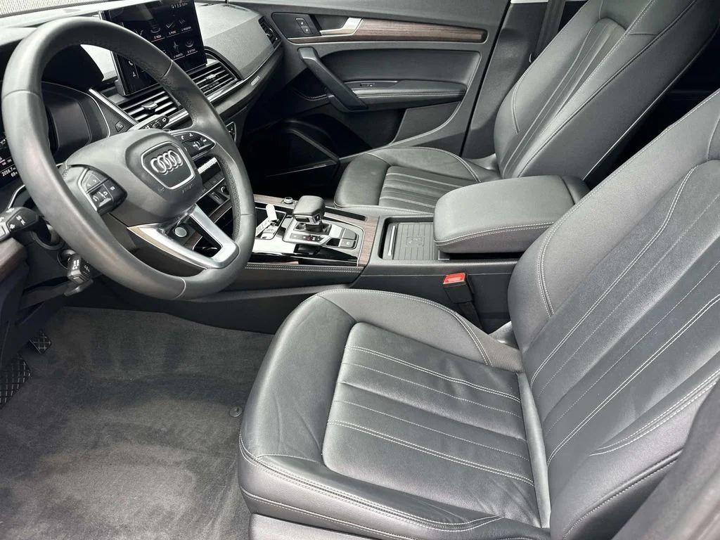 Used 2021 Black Audi 45 Premium Plus image 17