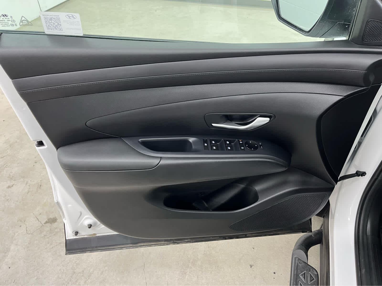 2025 Hyundai Santa Cruz SEL - Photo 12
