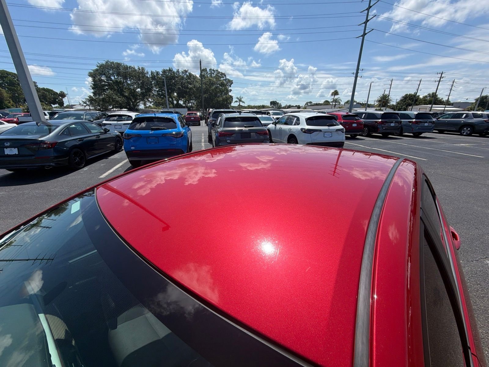 Used 2016 Red Toyota LE image 17