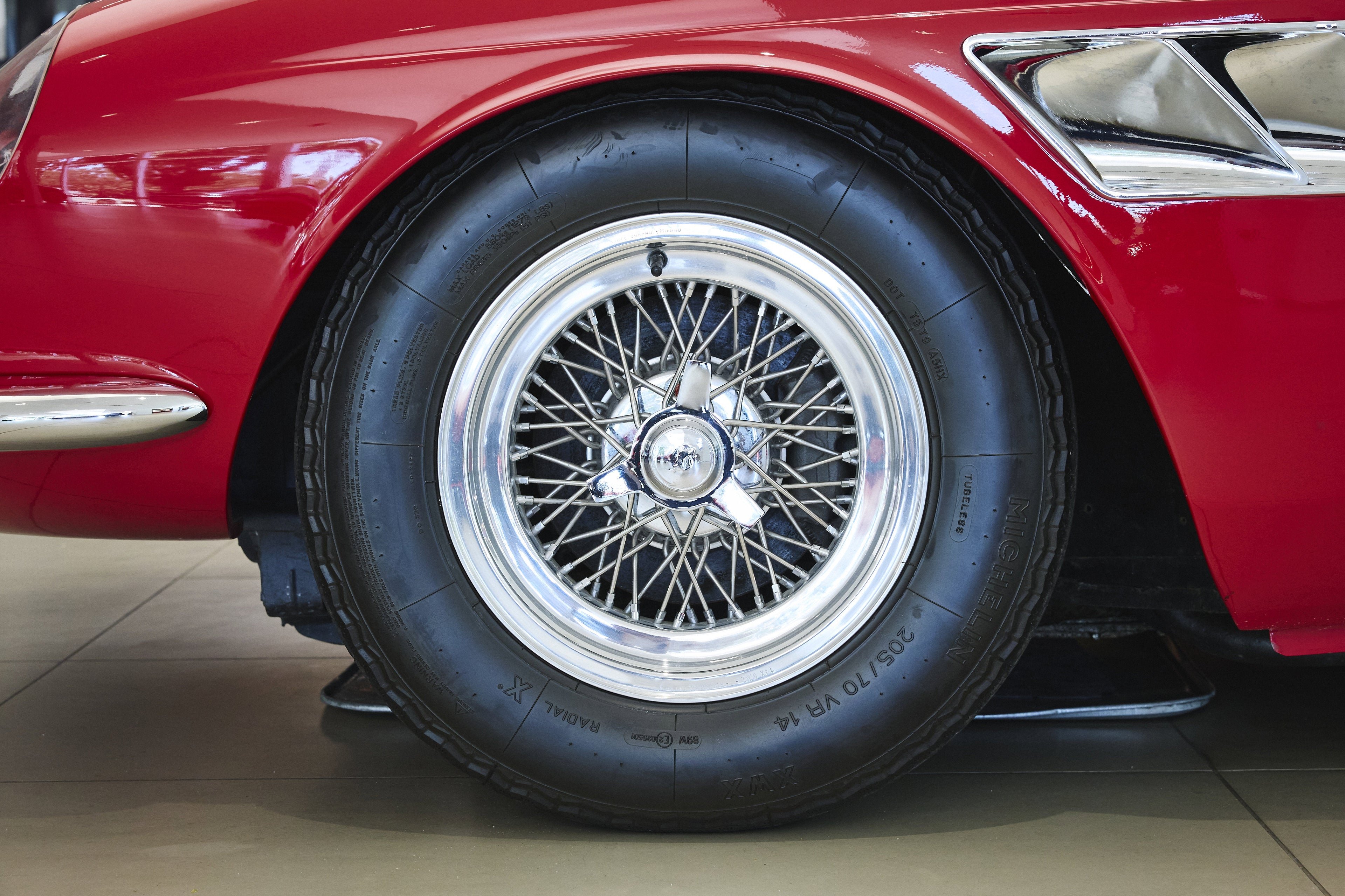 Used 1967 Rosso Ferrari  image 11