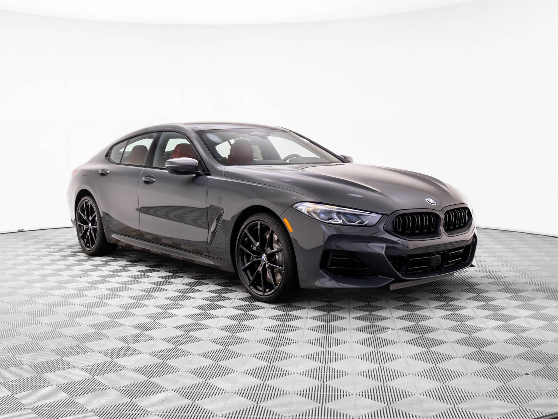 2026 BMW 8 Series 840i - Photo 9
