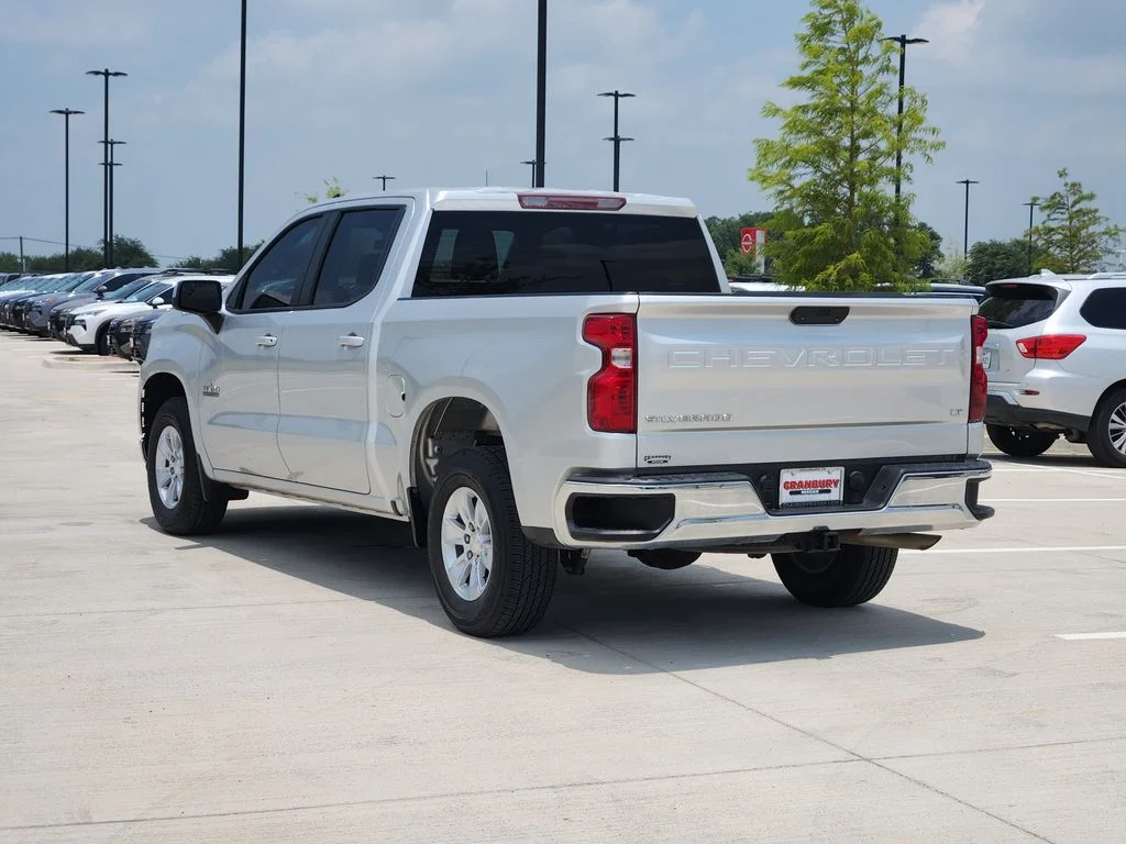 Used 2021 Silver Chevrolet LT image 4