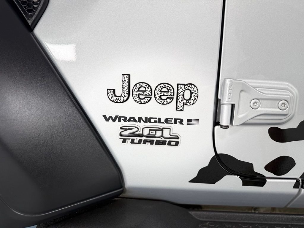 Used 2024 Silver Jeep Sport S image 11