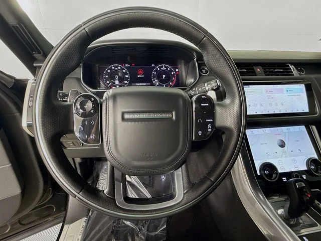 Used 2021 Black Land Rover HSE Silver Edition image 12