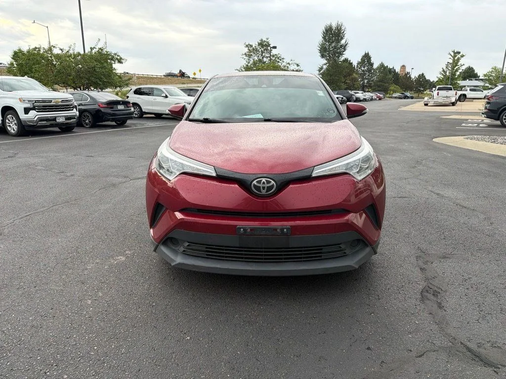 Used 2018 Red Toyota XLE image 8