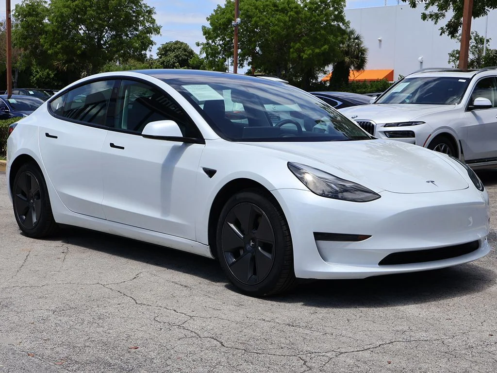 Used 2023 Tesla Model 3 Base with VIN 5YJ3E1EA0PF548114 for sale in Miami, FL