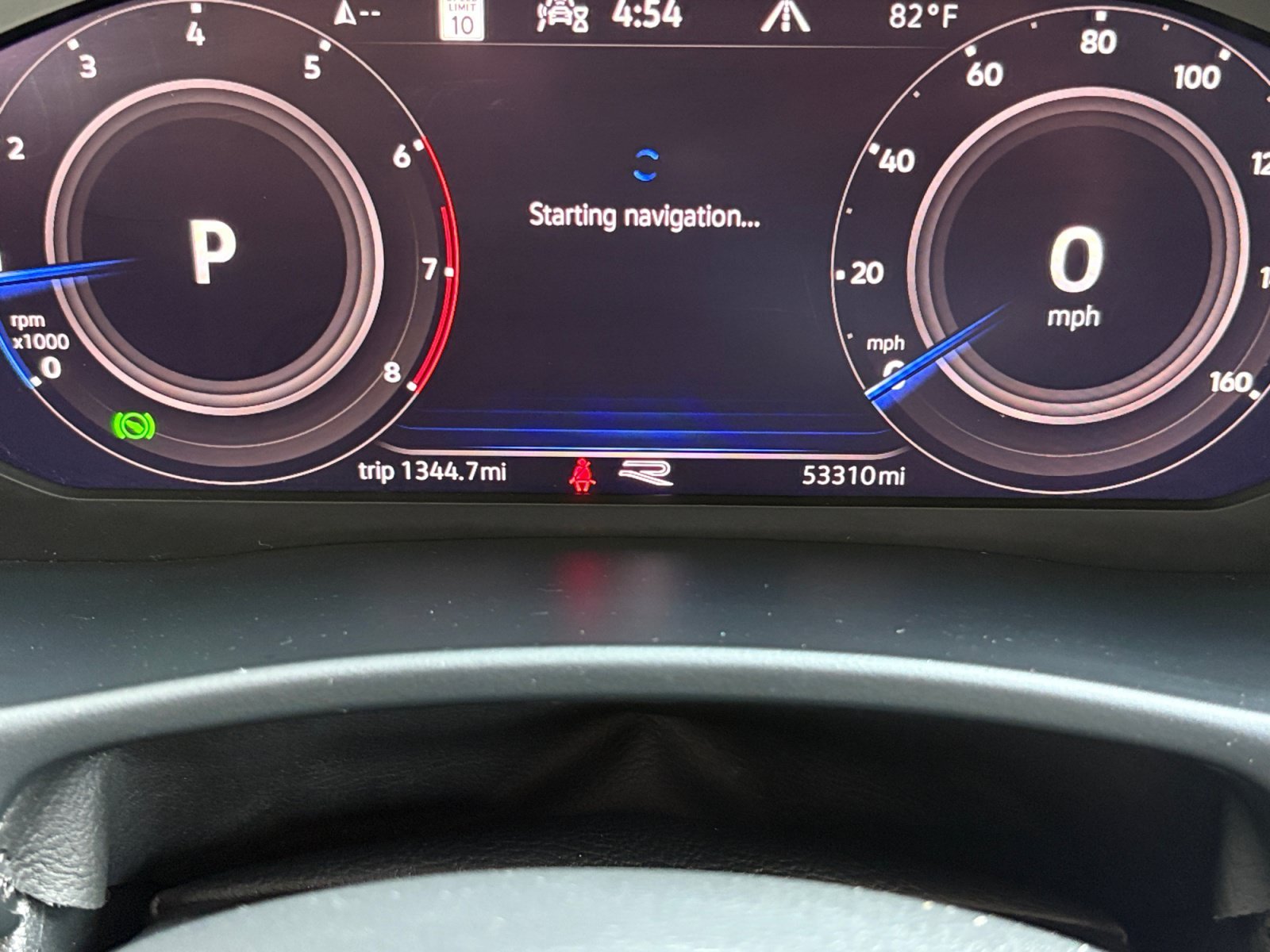 Used 2022 Deep Black Volkswagen 3.6L V6 SEL R-Line Black image 2