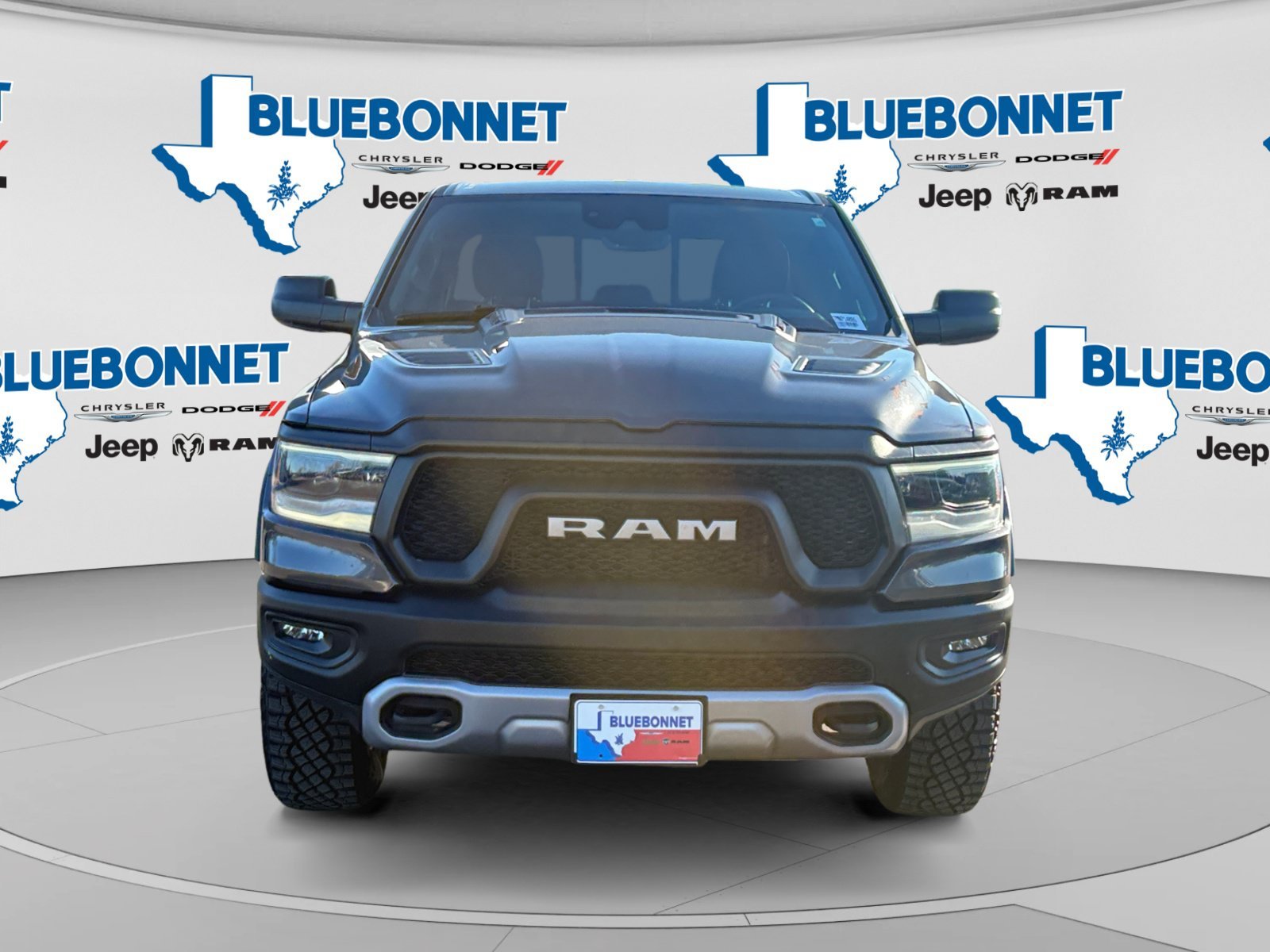 Used 2021 Granite Crystal Metallic Clearcoat Ram Rebel image 2