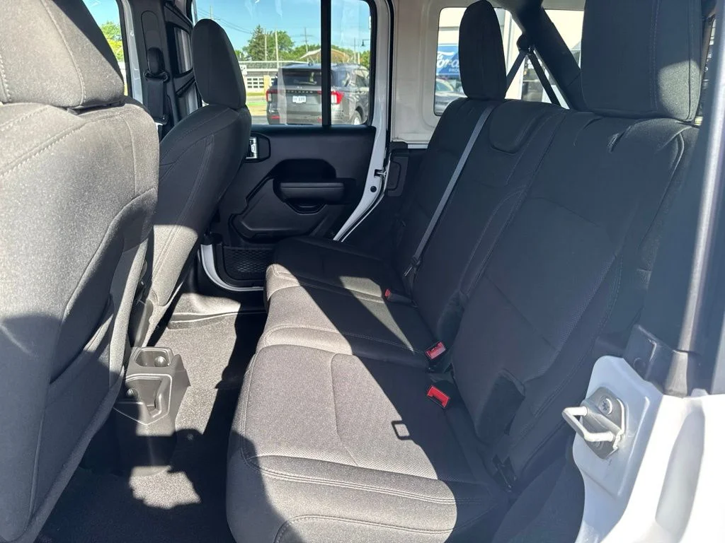 Used 2022 White Jeep Unlimited Willys image 26