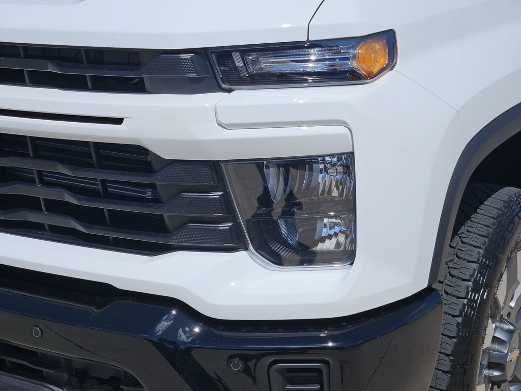 2026 Chevrolet Silverado 2500 HD Custom - Photo 10
