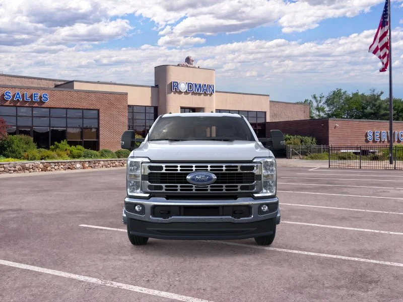 New 2026 Oxford White Ford F-350® XL image 37