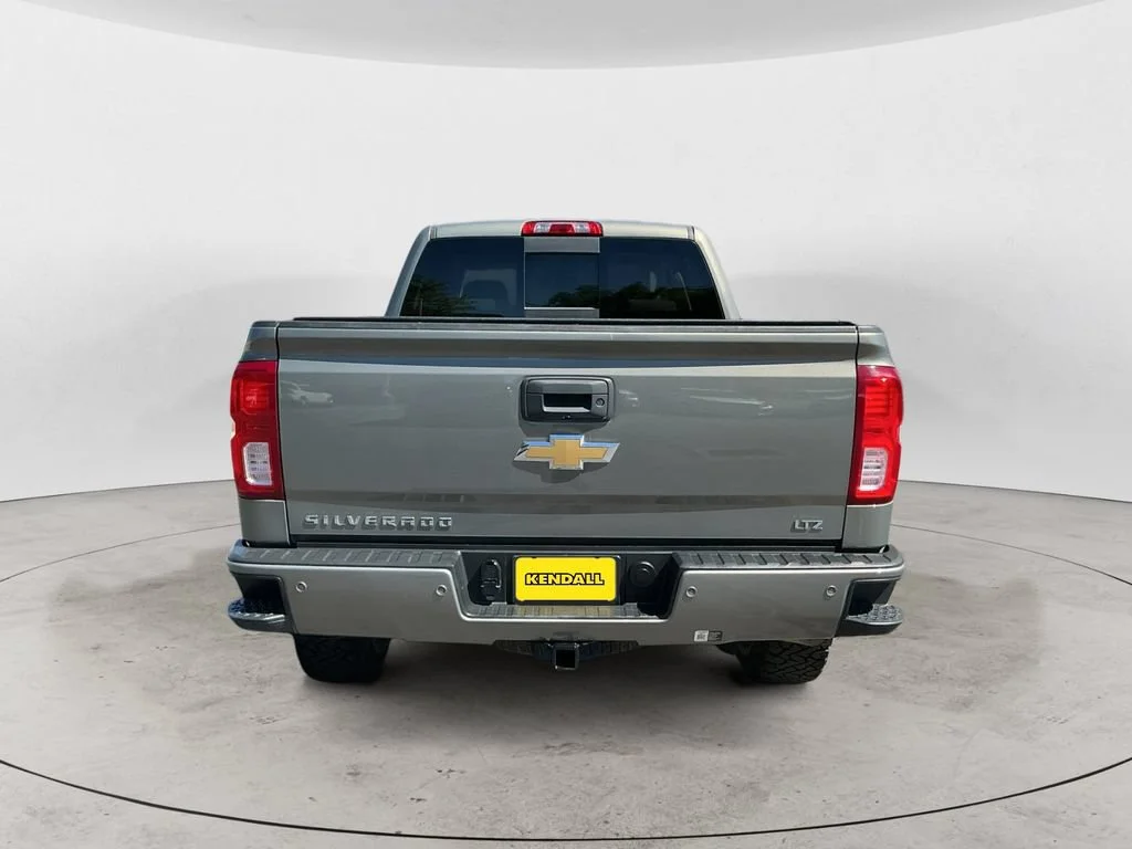 Used 2017 PEPPERDUST METALLIC Chevrolet LTZ image 6