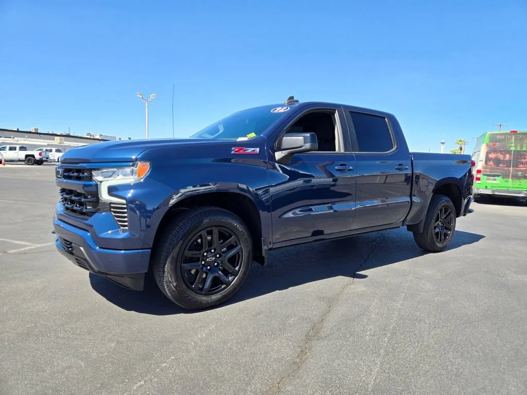Used 2022 Northsky Blue Metallic Chevrolet RST image 2
