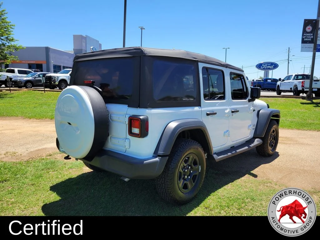 Used 2018 White Jeep Unlimited Sport image 5
