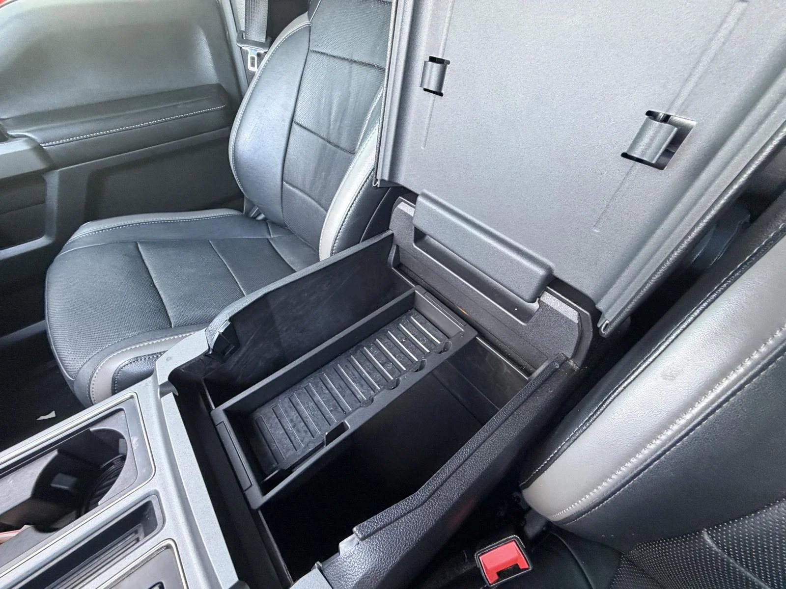 Used 2018 Oxford White Ford Raptor image 14