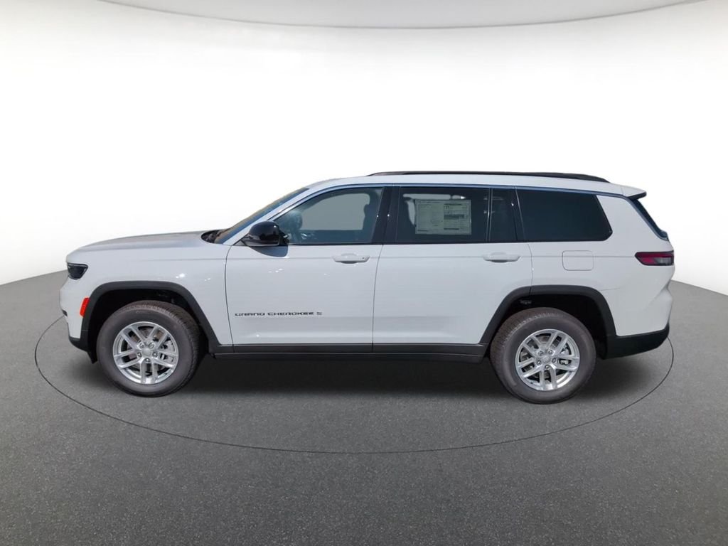 New 2026 Bright White Clearcoat Jeep Laredo X image 10