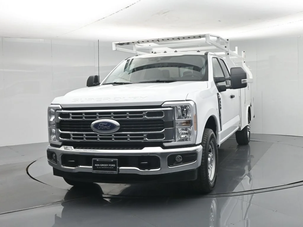 New 2026 White Ford XL image 60