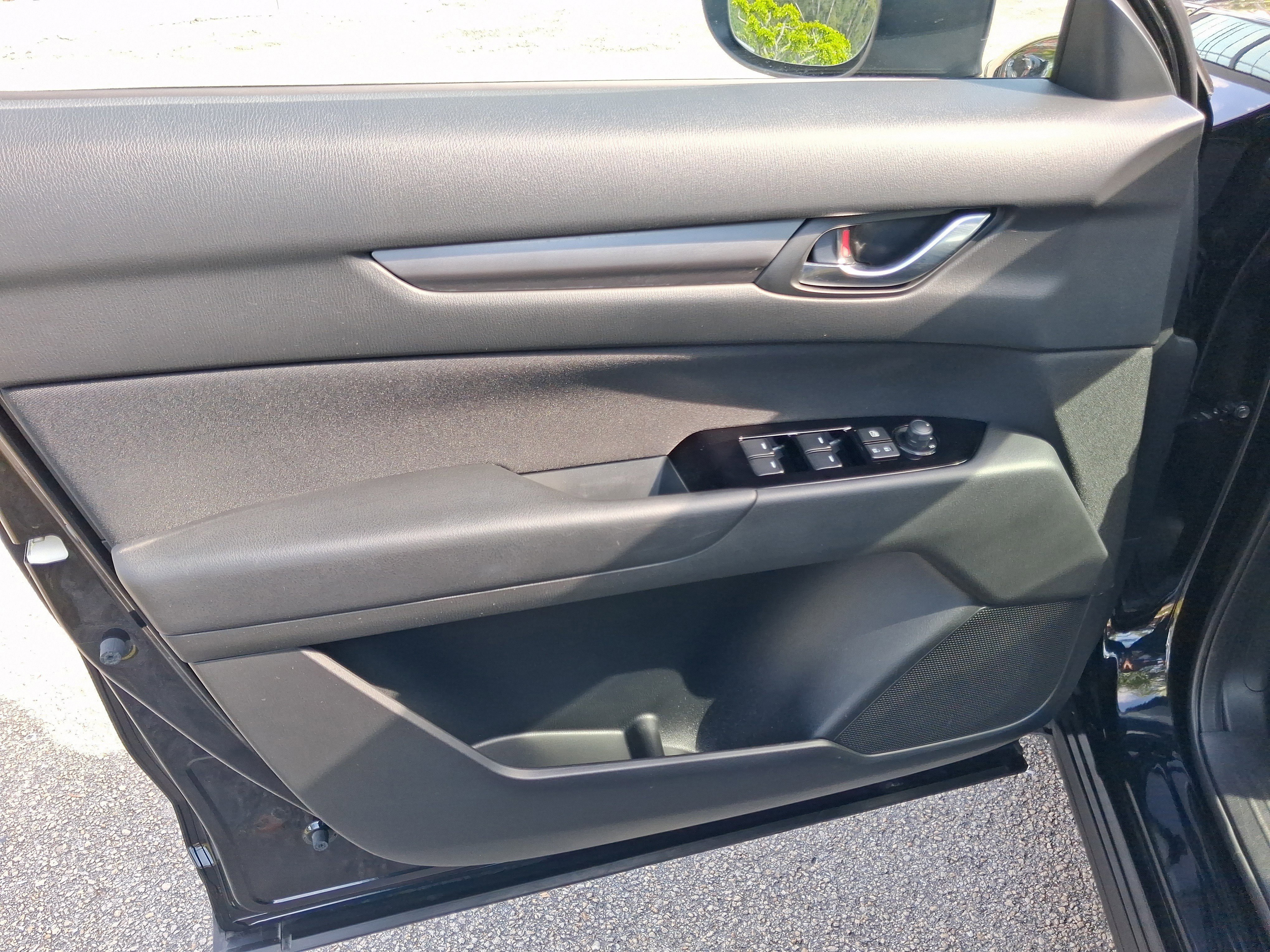Certified Used 2023 Black Mazda 2.5 S image 11