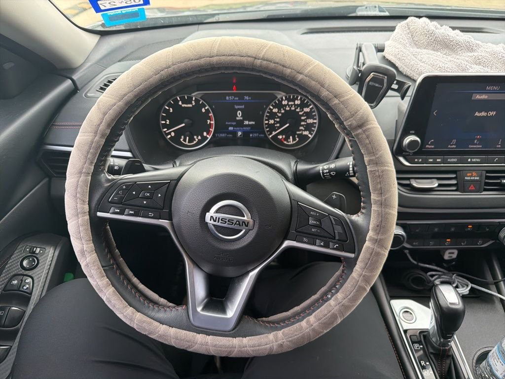 Used 2022 Gray Nissan 2.5 SR image 5
